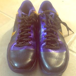Kobe Bryant Vintage 2009 Nike Sneakers